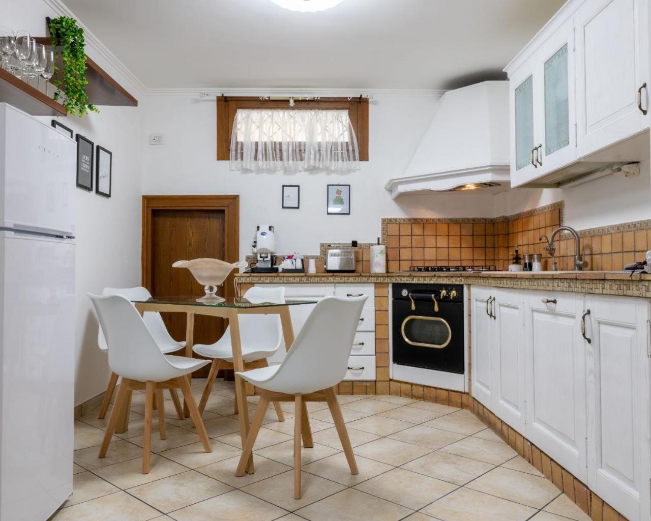 20 Min Aeroporto Fco - Casa Tranquilla Con Parcheggio Esterno Gratuito Acilia Εξωτερικό φωτογραφία